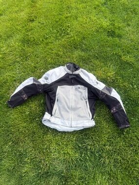 FieldSheer Mesh Motorcycle Jacket Women’s M Gray Black Armored Riding Jacket